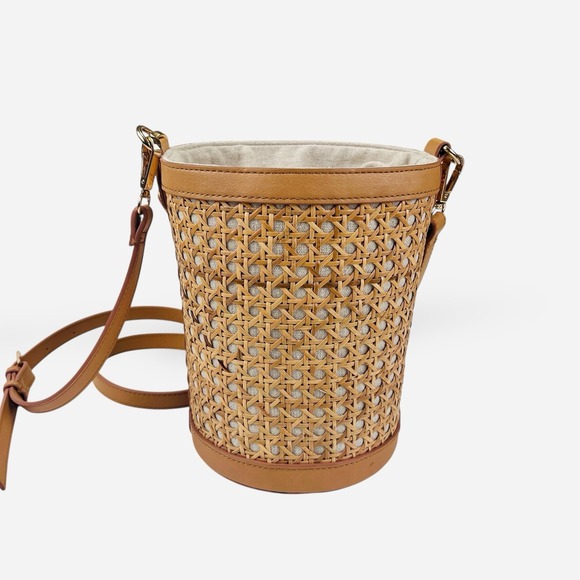 Tommy Bahama Cane Wicker Bucket Bag Drawstring Linen Lined Purse Beige Crossbody - Picture 4 of 11